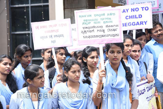 protest child begar  1